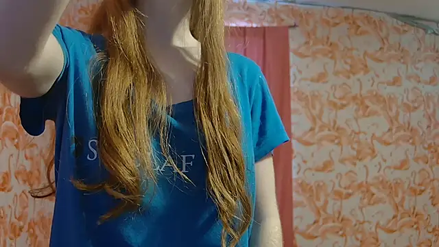 Snapshot of strawberrysmoothie chatting on October 14, 6:21 pm strawberrysmoothie online show from October 14, 6:21 pm