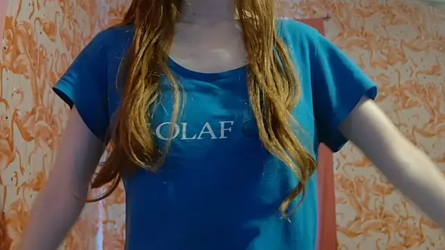 Snapshot of strawberrysmoothie chatting on September 23, 8:18 pm strawberrysmoothie online show from September 23, 8:18 pm