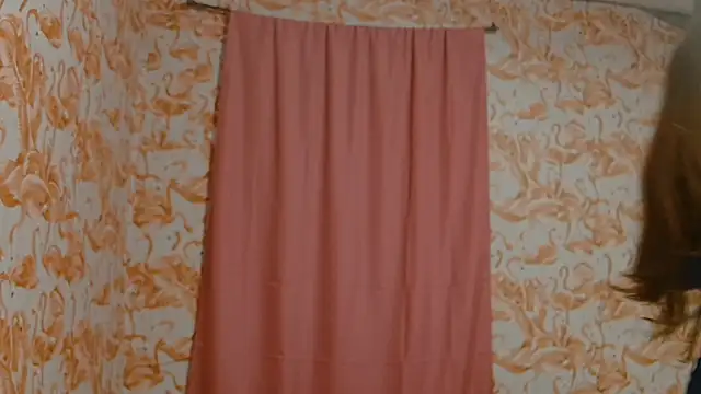 Snapshot of strawberrysmoothie chatting on October 23, 3:01 am strawberrysmoothie online show from October 23, 3:01 am