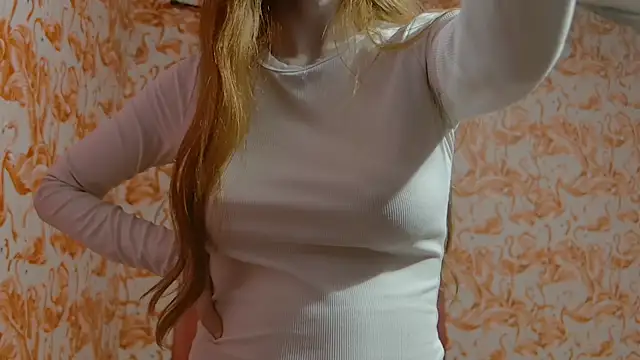 Snapshot of strawberrysmoothie chatting on October 31, 1:07 am strawberrysmoothie online show from October 31, 1:07 am