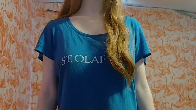 Snapshot of strawberrysmoothie chatting on October 16, 5:59 pm strawberrysmoothie online show from October 16, 5:59 pm