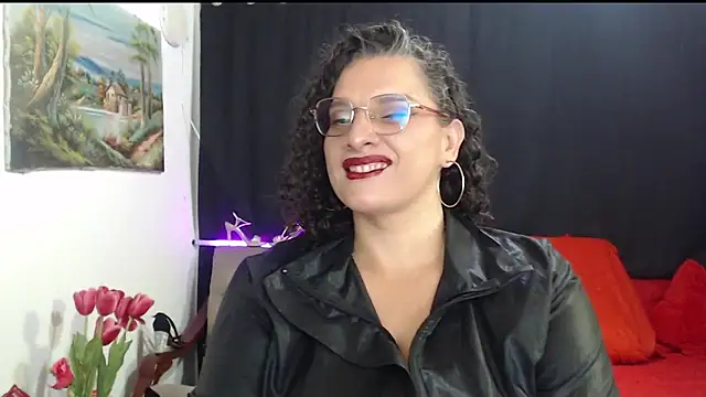 Aleja Gonzales online show from May 9, 5:20 am