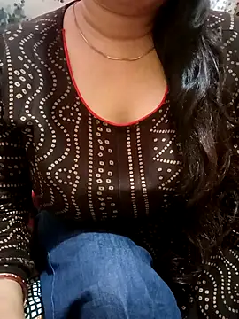 Snapshot of Jaanu_Jaanvi chatting on October 16, 9:06 pm Jaanu Jaanvi online show from October 16, 9:06 pm