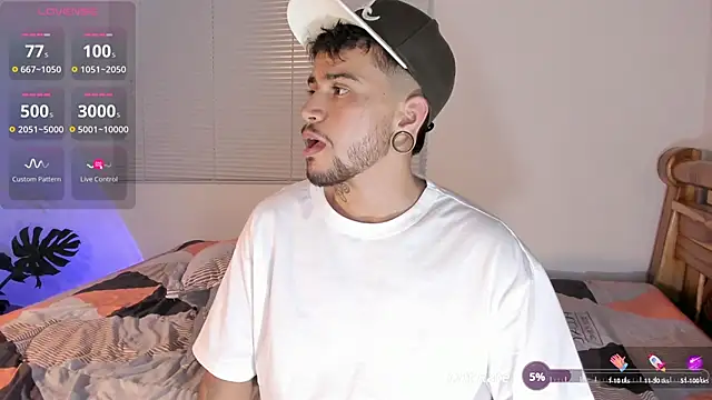 Snapshot of ftmphilip_ chatting on November 2, 1:53 am ftmphilip online show from November 2, 1:53 am