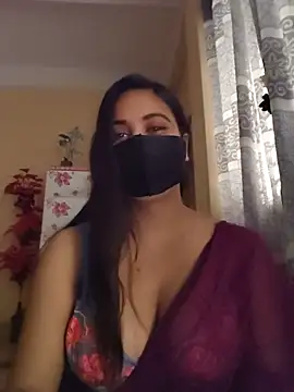 Snapshot of SimaRoy- chatting on September 18, 1:04 am SimaRoy- online show from September 18, 1:04 am