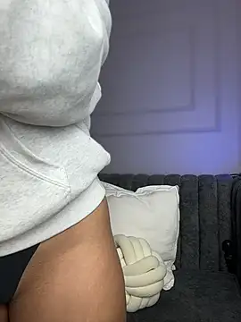 GabriellaFerrer online show from February 2, 11:09 am