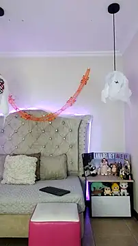 Snapshot of Moon_Water__ chatting on October 31, 11:58 am Moon Water online show from October 31, 11:58 am