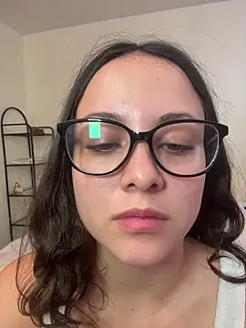 Megan Rodrigo online show from February 26, 2:49 pm