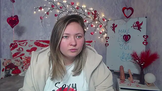 SallyVerda online show from February 6, 9:07 pm