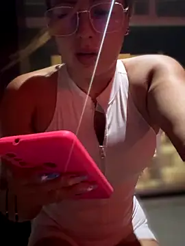 Snapshot of Amber_Martins_ chatting on October 22, 2:16 am Amber Martins online show from October 22, 2:16 am