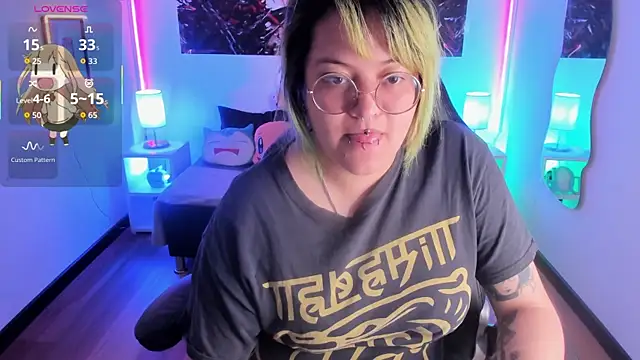 lucky-leah online show from September 27, 4:41 am