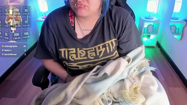 lucky-leah online show from February 8, 9:24 am