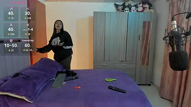 Kayla foxxy online show from September 26, 7:17 am