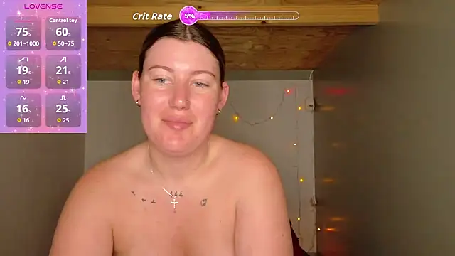 C1eopatra online show from November 2, 8:45 pm