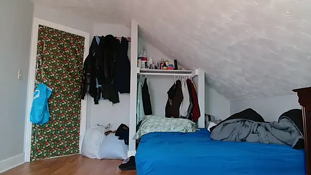 Crazyfunroom online show from January 15, 6:47 pm