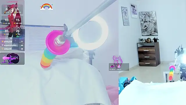 Daki Ume  online show from April 11, 6:30 am