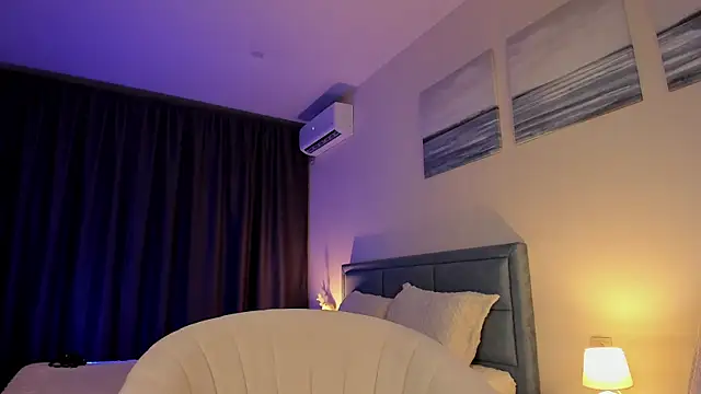 Amazing  bitch online show from June 8, 7:14 pm