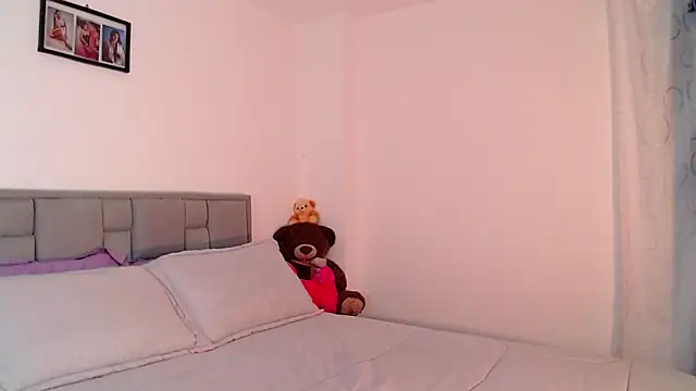 astrid-omega online show from September 23, 12:31 am