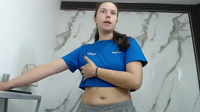 Lindsey8 online show from March 31, 1:00 pm