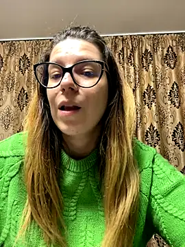 Snapshot of NadiraNoor chatting on October 8, 10:58 pm NadiraNoor online show from October 8, 10:58 pm