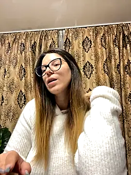 Snapshot of NadiraNoor chatting on October 16, 10:12 pm NadiraNoor online show from October 16, 10:12 pm