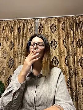 Snapshot of NadiraNoor chatting on October 17, 10:13 pm NadiraNoor online show from October 17, 10:13 pm