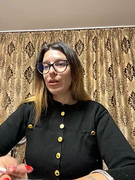 Snapshot of NadiraNoor chatting on October 2, 10:37 pm NadiraNoor online show from October 2, 10:37 pm