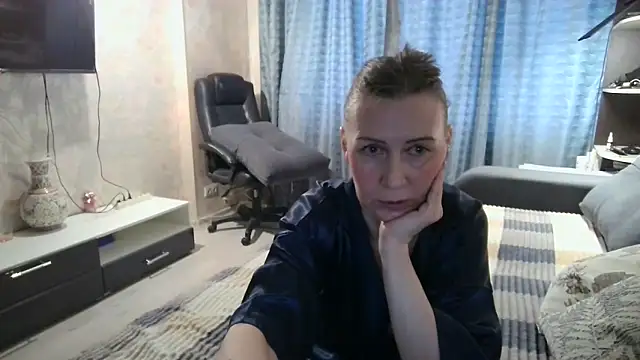 WindChristy online show from February 1, 1:32 pm