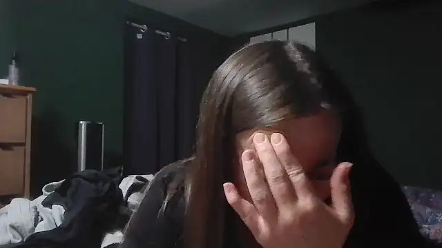 Glitt3rqueen341 online show from September 26, 5:38 am