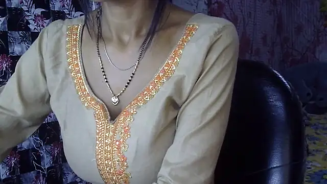 Snapshot of Anjali_Milsi chatting on October 7, 4:06 am Anjali Milsi online show from October 7, 4:06 am