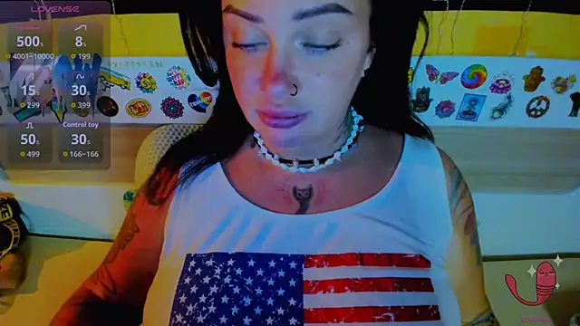 Snapshot of EllieOz chatting on September 28, 8:58 pm EllieOz online show from September 28, 8:58 pm