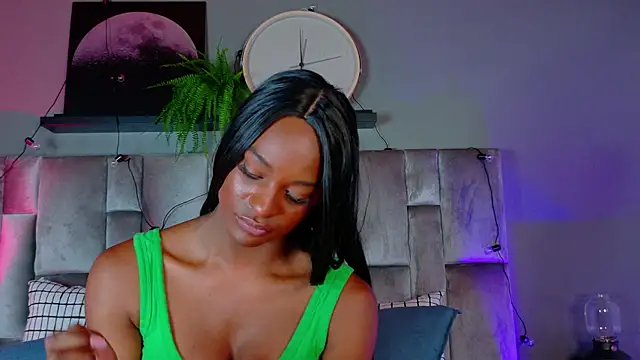 Snapshot of nahomi_campbell chatting on September 22, 7:34 pm nahomi campbell online show from September 22, 7:34 pm