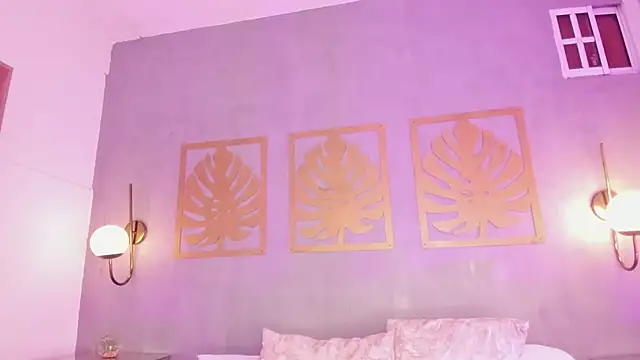 majo rosse  online show from March 20, 7:19 pm