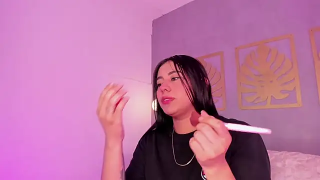 majo rosse  online show from March 24, 7:19 pm