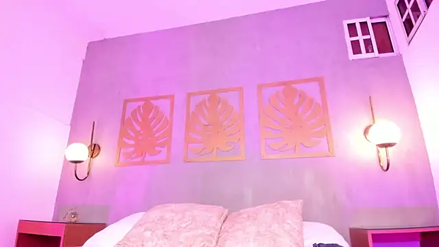 majo rosse  online show from March 9, 7:06 pm