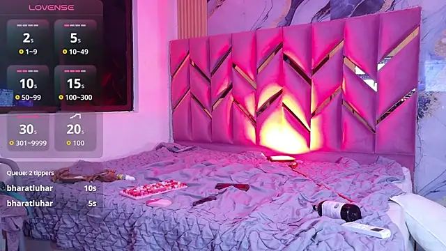 Snapshot of daddyissuesss_ chatting on October 21, 7:40 pm daddyissuesss online show from October 21, 7:40 pm