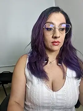 andreafetishx online show from November 3, 8:57 pm