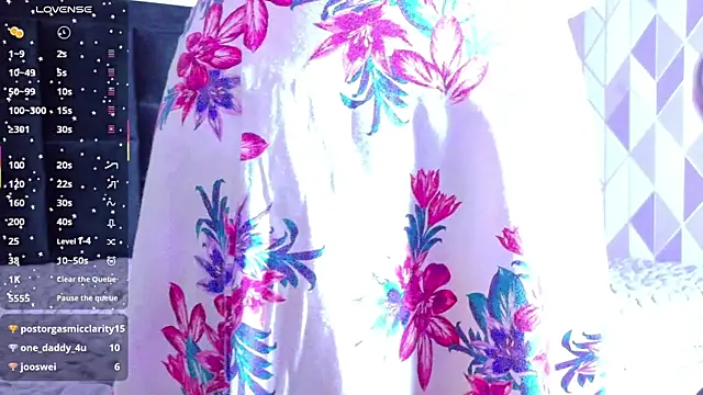 shybutdirtygirrll online show from October 11, 8:00 pm