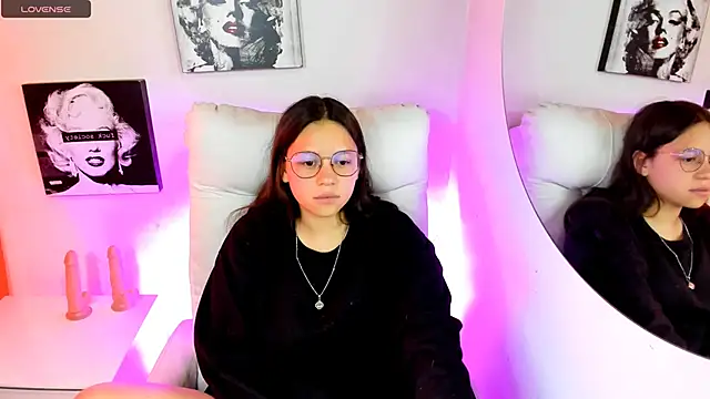 SamanthaRoldaan online show from March 24, 6:35 pm