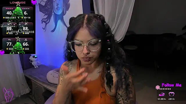 witchviolet online show from December 14, 12:27 am