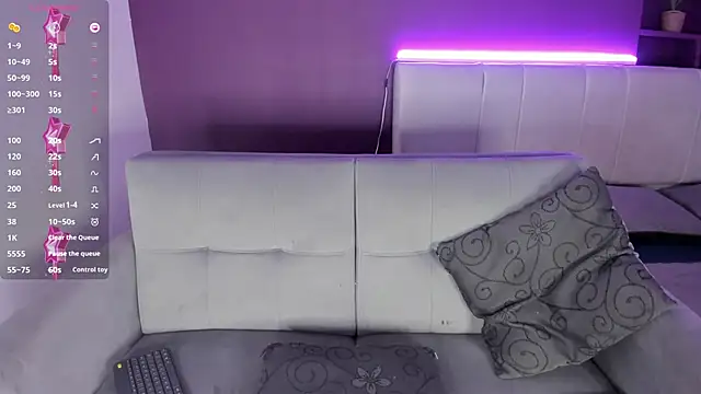 Snapshot of Evang_hot chatting on September 24, 9:03 pm Evang hot online show from September 24, 9:03 pm