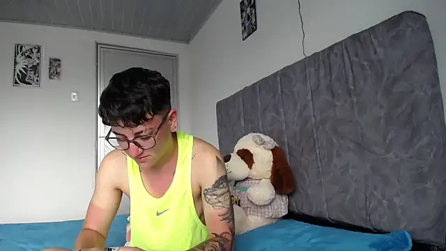 linda 33 online show from April 14, 4:18 pm