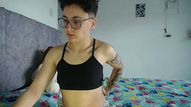 linda 33 online show from March 20, 6:35 pm