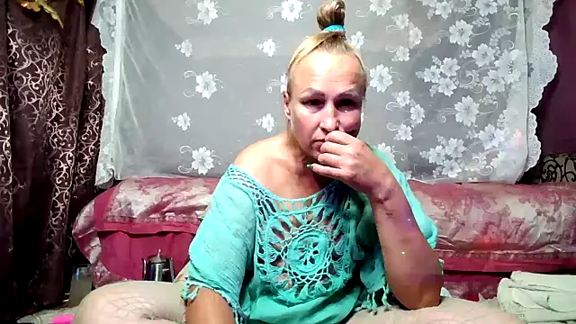 Alina Night 777 online show from September 18, 5:17 am