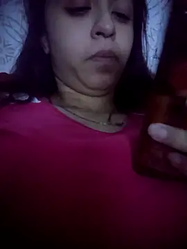 robertguada online show from April 12, 4:26 am