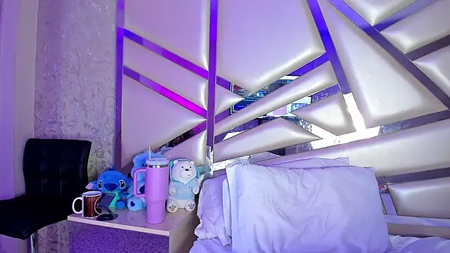 Miia002 online show from November 12, 6:00 am