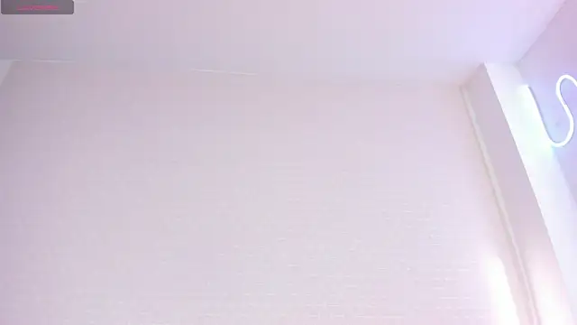 Snapshot of artmiaa chatting on September 16, 12:57 pm artmiaa online show from September 16, 12:57 pm