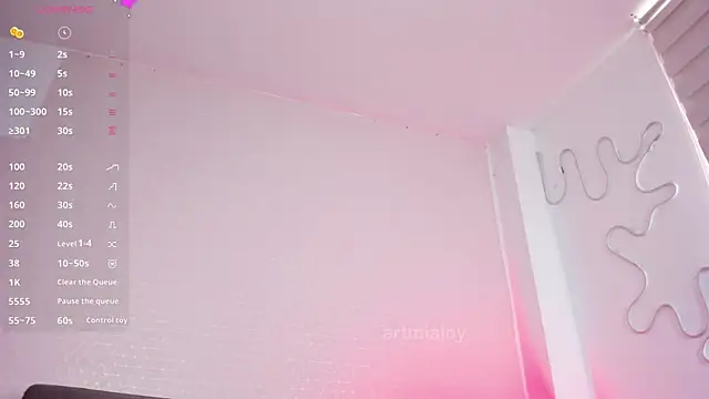 artmiaa online show from November 6, 6:14 pm