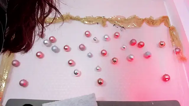 artmiaa online show from December 18, 11:48 am