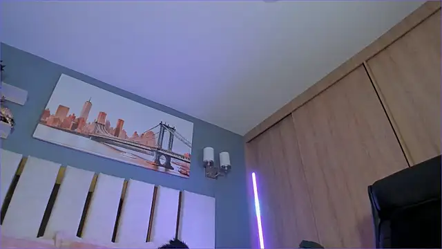 Bambi gurl online show from September 13, 1:24 am